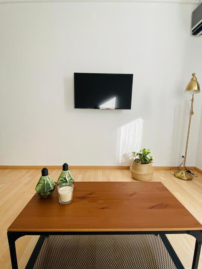 Lovely Apartment In The Heart Of Athènes Extérieur photo