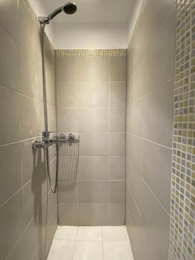 Lovely Apartment In The Heart Of Athènes Extérieur photo